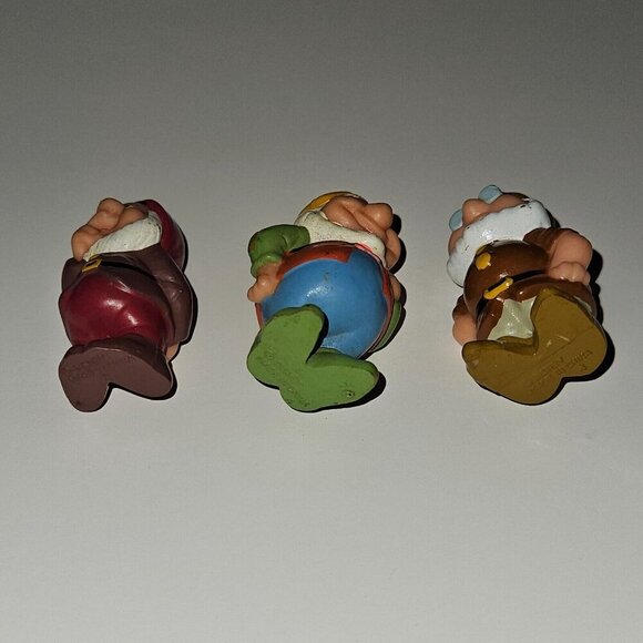 3 VTG Disney Snow White & 7 Dwarfs 2" Figures Toy Lot Doc Sneezy Happy - Picture 5 of 8